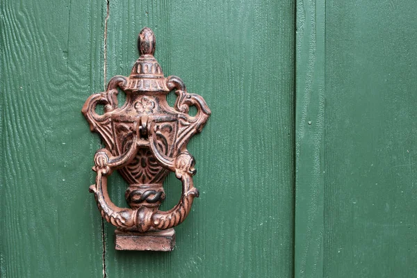 Iron Door Knocker Old Wooden Door — Stock Photo, Image