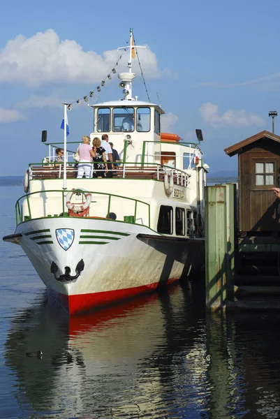 Parník Turisty Chiemsee Chiemgau Bavorsko Německo — Stock fotografie