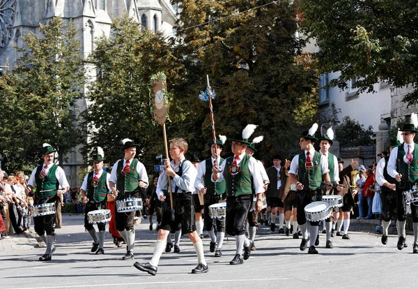 Traditioneller Eröffnungszug Oktoberfest Münchner Bierfest Bayern Deutschland — Stockfoto