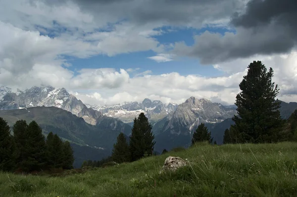 Demites Demite Alps Южный Тироль Италия — стоковое фото