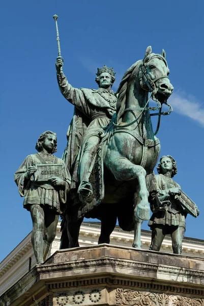 Памятник Королю Людвигу Одеонсплац Мюнхен Бавария Германия — стоковое фото