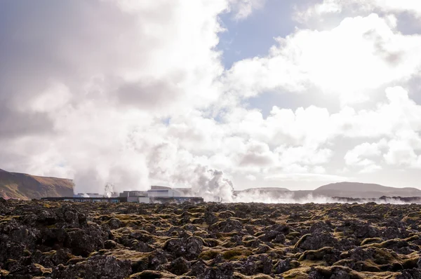 ブルーラグーン - 有名なアイスランド スパと地熱発電所 — ストック写真