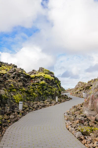 Blue Lagoon - famous Icelandic spa access path — Stock Photo, Image