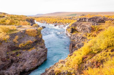 hraunfossar şelale, İzlanda