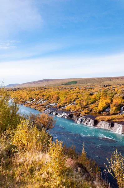 Hraunfossar vattenfall, Island — Stockfoto