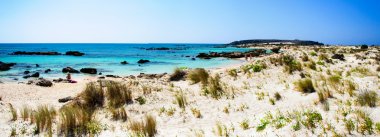 elafonissi beach, pembemsi beyaz kum ve turkuaz su, Girit Adası, Yunanistan