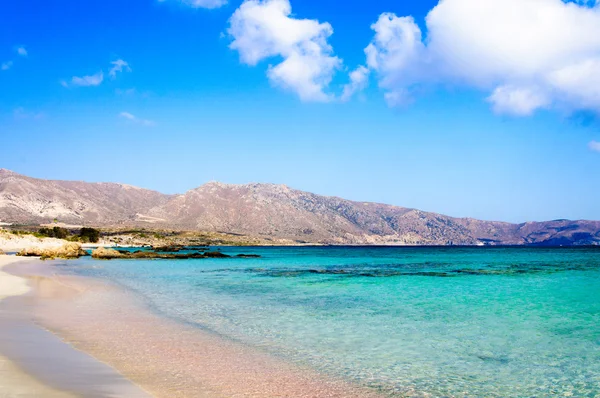 Elafonissi 해변, 분홍 백색 모래 및 터키석 물, 크레타 섬, 그리스 — 스톡 사진