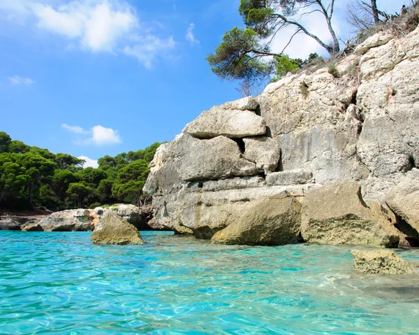 칼라 macarella 베이, 메 노르 카 섬, 발레아레스 섬, 스페인 — 스톡 사진