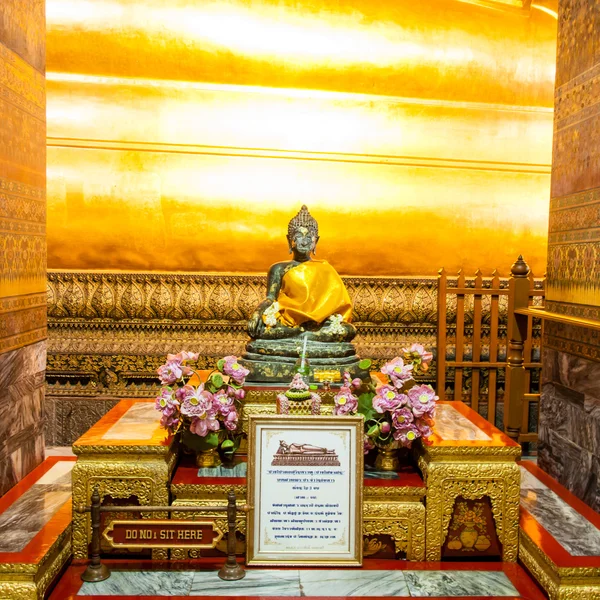 Statue des schwarzen Buddha, Thailand — Stockfoto