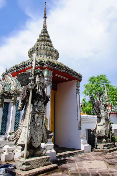 Wat pho, de tempel van de liggende Boeddha in bangkok, thailand — Stockfoto