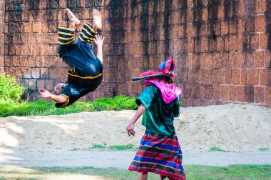 savaşçılar için Tay geleneksel savaş sanatı gösteri egzersiz