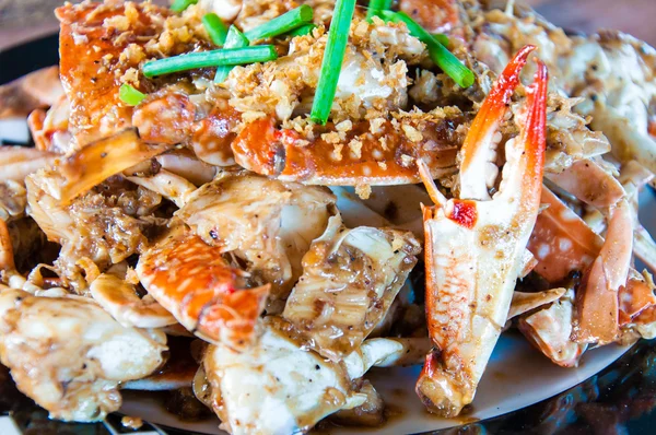 Mavi Yengeç geleneksel Tay tarzında pişirilir