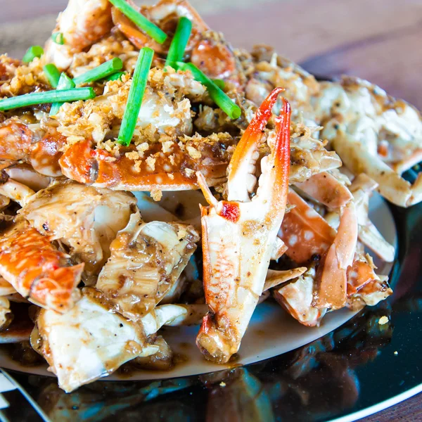 Crabe bleu cuit dans le style traditionnel thaïlandais — Photo