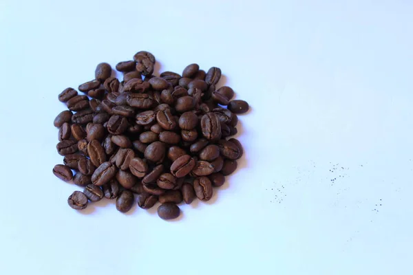 Handgeröstete Kaffeebohnen Mit Unverwechselbarem Aroma — Stockfoto