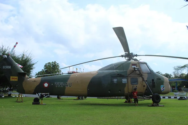 Military Helicopter Belonging Indonesian Air Force Has Been Retired Display —  Fotos de Stock