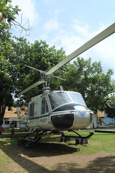 Military Helicopter Belonging Indonesian Air Force Has Been Retired Display — Stockfoto