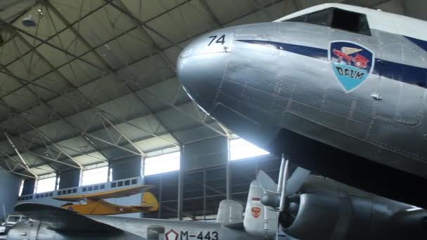 Aeronaves Militares Força Aérea Indonésia Retiradas Expostas Museu Aeroespacial Yogyakarta — Vídeo de Stock