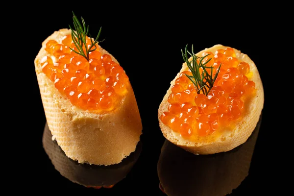 Slices Bread Red Caviar Black Background Close — Foto Stock