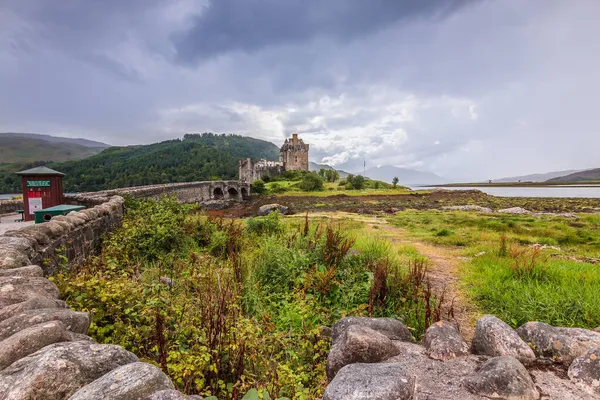 Paisagem Com Eilean Donan Castle Escócia Uma Ilha Pedra Histórica — Fotografia de Stock