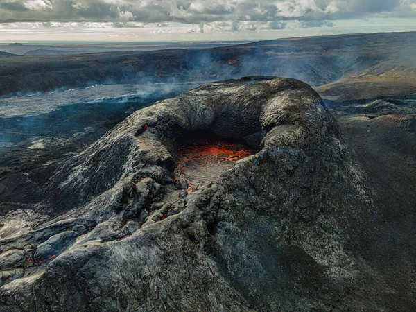 View Crater Red Lava Mouth Landscape Iceland Volcanic Crater Reykjanes — 图库照片