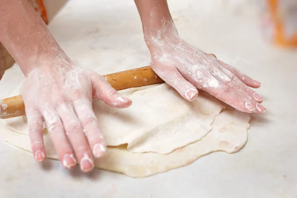 Förberedelse ravioli hemlagad — Stockfoto