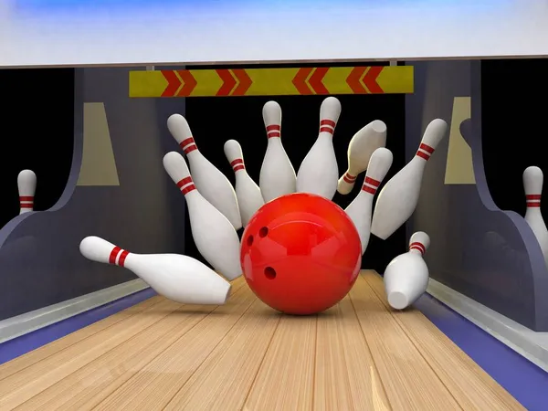Grève de bowling. Skittles et boule de bowling sur la piste Photos De Stock Libres De Droits
