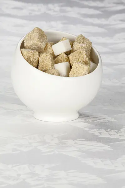 Brown and white sugar in a bowl — Stock Photo, Image