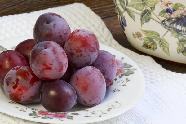 Ripe plums — Stock Photo, Image