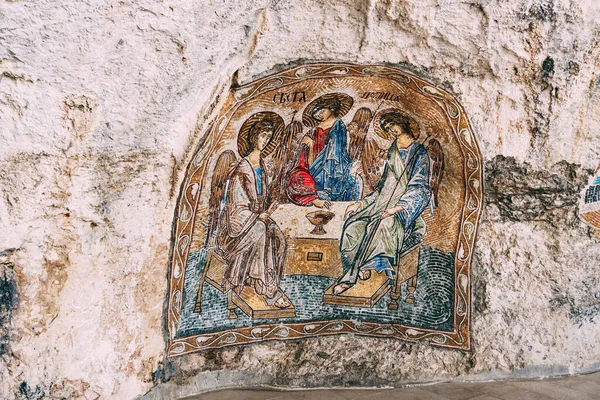 Icona raffigurante la Santissima Trinità nel monastero di Ostrog. Montenegro — Foto Stock