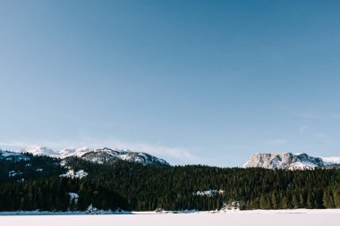 Durmitor Ulusal Parkı 'ndaki Kara Göl. Panorama