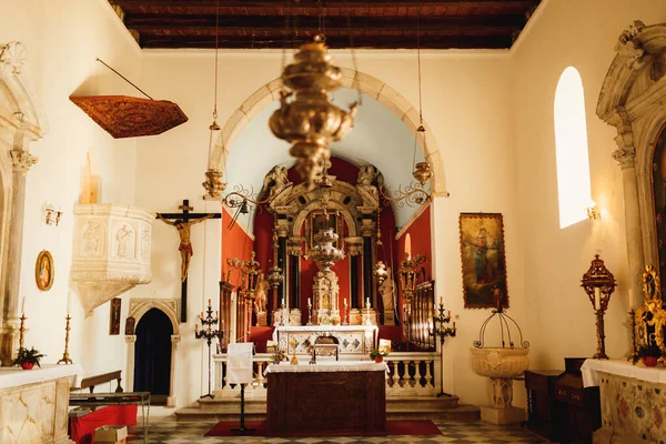 Décoration intérieure de l'église Saint-Nicolas de Perast. Monténégro — Photo