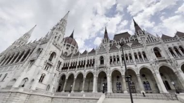 Budapeşte 'deki Macar Parlamentosu' nun Gotik binası. Yüksek kalite 4k görüntü