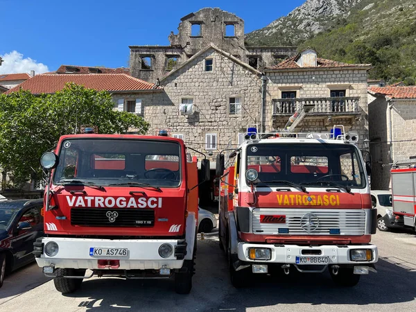 Fire Trucks Stand Old Stone House Foot Mountains Montenegro High — 图库照片