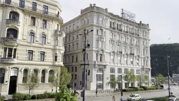 Facades Old Buildings Balconies Budapest Hungary High Quality Footage — Vídeos de Stock