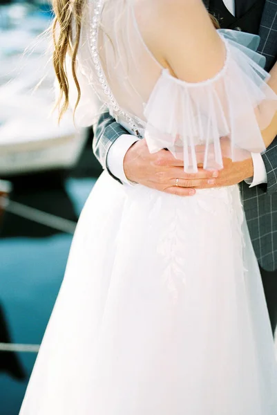 Hands Groom Plaid Jacket Hug Waist Bride White Dress High — Φωτογραφία Αρχείου