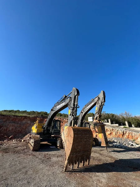 Crawler Bulldozers Stand Quarry Blue Sky High Quality Photo — Φωτογραφία Αρχείου