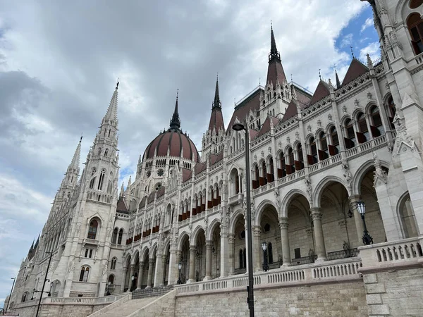 Dome Spires Hungarian Parliament House Budapest High Quality Photo — Stockfoto