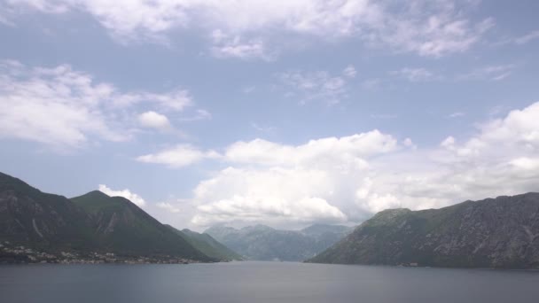 Clouds Float Sky Mountains Timelapse High Quality Footage — Stockvideo