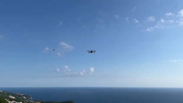 Drone Shooting Flies Sky Sea High Quality Footage — Stockvideo