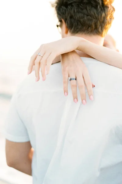 Women Hands Hug Man Neck Close Back View High Quality — Stockfoto
