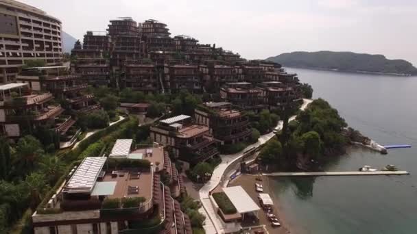 Luxe Hotelcomplex Dukley Aan Kust Montenegro Budva Hoge Kwaliteit Beeldmateriaal — Stockvideo
