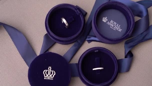 Wedding Rings Blue Boxes Cap Inscription Royal Asscher High Quality — Stock Video