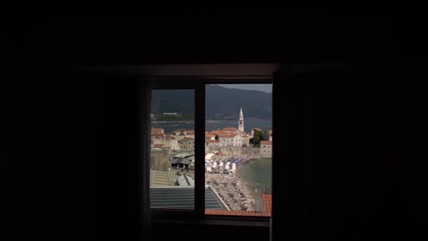 Вигляд Вікна Пляж Узбережжі Пересту Чорногорія Високоякісні Кадри Твердим Вмістом — стокове відео