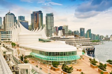 liman Vancouver ve şehir manzarası