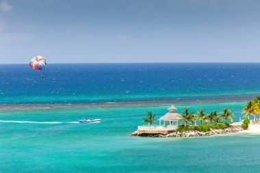 Jamaika'da parasailing