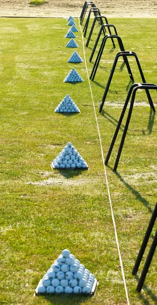 golf topu yığını