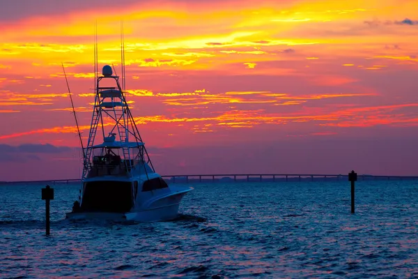 Crucero al atardecer — Foto de Stock