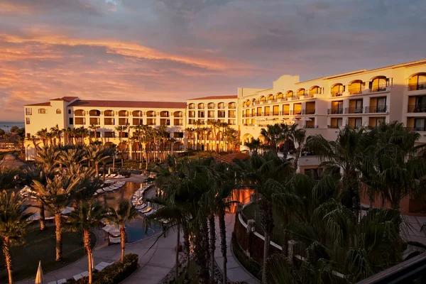墨西哥卡波圣卢卡斯 2011年2月12日 位于墨西哥科尔特斯和卡波海滩的豪华度假酒店和温泉酒店 — 图库照片