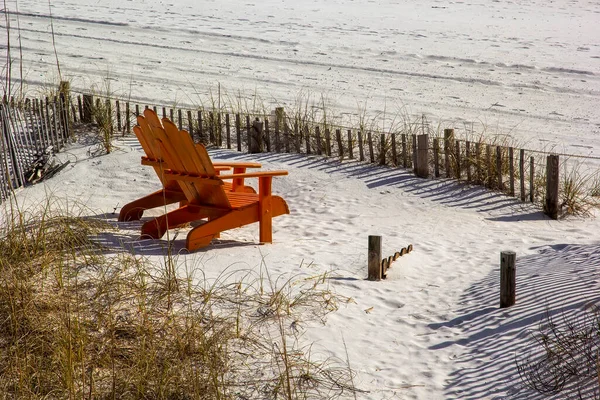 Pair Orange Adirondack Leisure Chairs Beach Destin Florida — Stockfoto