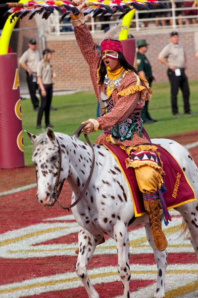 Tallahassee Florida Október 2012 Florida State University Kabala Chief Osceola Jogdíjmentes Stock Fotók